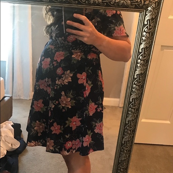 Maternity dress - Picture 1 of 1
